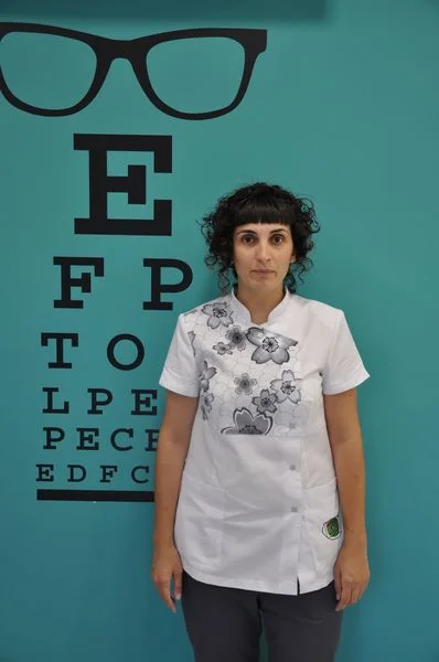 Montse Ruiz — Óptica Optometrista
